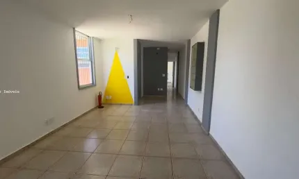 Apartamento para Venda em Cabo Frio, Braga, 2 dormitórios, 1 banheiro, 1 vaga