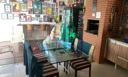 Casa em condomínio fechado com 3 quartos à venda no Ribeirão do Lipa, Cuiabá 