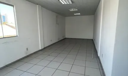 Ponto comercial com 1 sala para alugar na Rua das Palmeiras, 01, Baú, Cuiabá, 40 m2 por R$ 1.800