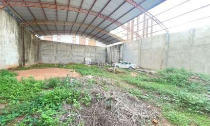 Barracão / Galpão / Depósito para alugar na Avenida Fernando Correa da Costa, 01, Areão, Cuiabá, 600 m2 por R$ 10.000