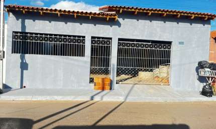 Casa para locação no bairro José Carlos Guimarães – R$ 1.200