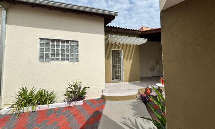Casa para alugar na Avenida Deputado Milton Teixeira de Figueredo, Morada do Ouro II, Cuiabá