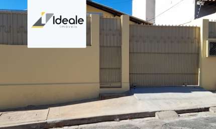 Casa com 2 quartos para alugar na Rua Jundiaí, Cristo Rei, Várzea Grande