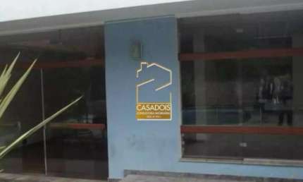 Casa de Alto Padrão &#224; Venda ou para Alugar com 4 Quartos, 5 Vagas, com Piscina e Casa Caseiro em Interlagos - SP, próxima do Autódromo.