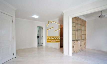 Aluguel de Apartamento de 2 quartos, 2 vagas no Itaim. Prédio moderno.