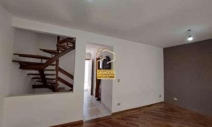 CASA EM CONDOM&#205;NIO FECHADO COM 134 M&#178;, 3 DORMIT&#211;RIOS NA VILA DAS MERC&#202;S