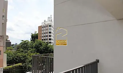 Apartamento Studio de 28m&#178; no melhor da Vila Madalena - SP, próximo &#224; estação Vila Madalena do metrô
