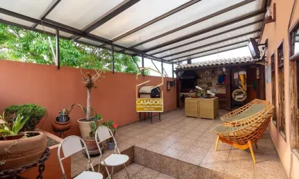 Casa &#224; venda com 3 quartos e 3 Vagas na Vila Romana - SP, próximo a Rua Pio XI