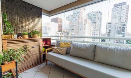 Venda de Apartamento de 3 suítes e 3 vagas na Vila Olímpia. Excelente Custo Beneficio.
