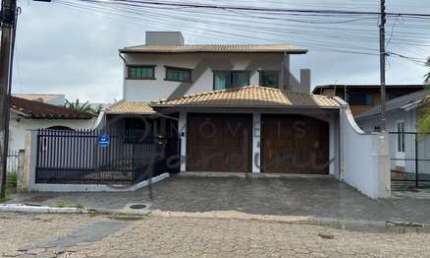 Casa com 3 quartos à venda na Rua Rodolfo Treder, 394, São João, Itajaí por R$ 1.690.000