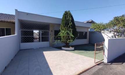 Casa com 3 quartos para alugar na Vicente Candido Pereira, 51, São Roque, Itajaí por R$ 4.500