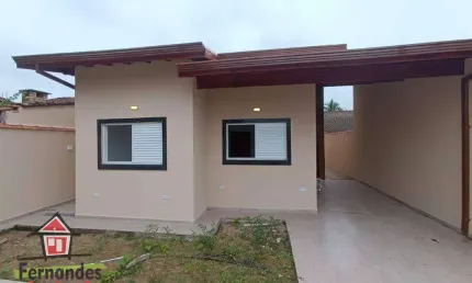 Casa nova isolada com piscina 3 quartos sendo 1 suíte  à venda, 260 m² por R$700.000 - Balneário Gaivota - Itanhaém/SP