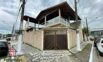 Casa semi isolada de esquina com amplo terraço gourmet 2 dormitórios à venda por r$ 860.000 boqueirão  praia grande sp