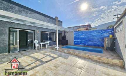 Casa isolada com piscina na quadra da praia  com 3 dormitórios à venda, 250 m² por R$ 784.000  Solemar  Praia Grande SP