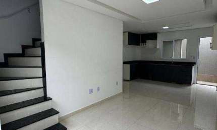 Sobrado novo no lado praia com 2 dormitórios à venda  63 m² por R$ 420.000  Guilhermina  Praia Grande SP
