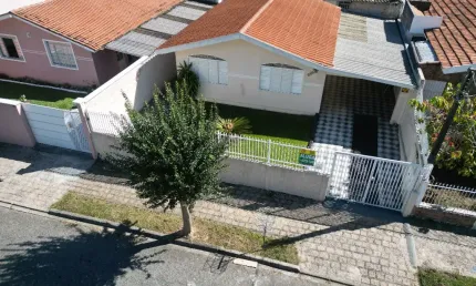 Casa com 3 quartos para alugar na rua dos bandeirantes, 295, guabirotuba, curitiba, 90 m2 por r$ 2.700