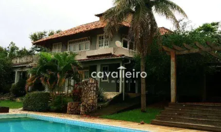 Casa com 5 quartos, sendo 4 suítes, com 285 m², à venda por R$ 1.490.000 - Condado de Maricá - Maricá/RJ
