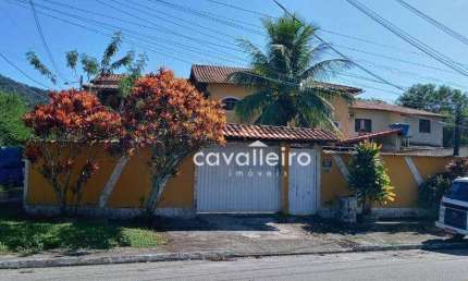 Casa com 6 dormitórios à venda, 532 m² por R$ 1.500.000 - Maricá/RJ