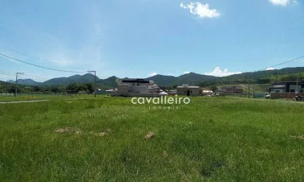 Terreno linear em Condomínio fechado, com 240 m², à venda por R$ 90.000 , Caxito - Maricá - RJ