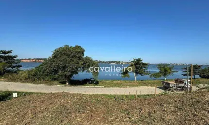 Terreno à venda, frente para a Lagoa de Jacaroá, 405 m² por R$ 160.000 - Maricá/RJ