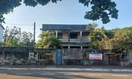 Oportunidade para investidores na orla da Praia das Amendoeiras - Maricá
