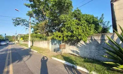 02 lotes na quadra da orla da Prais das Amendoeiras - Maricá!