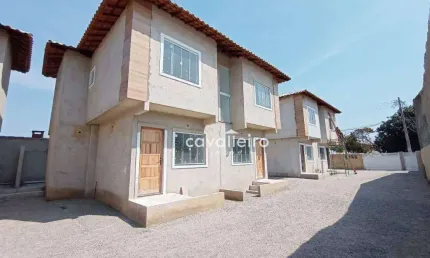 Casa duplex com 2 dormitórios à venda, 80 m² por R$ 310.000 - Itaipuaçu - Maricá/RJ