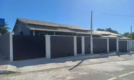 Casa com 2 dormitórios à venda, 68 m² por R$ 370.000,00 - Cordeirinho - Maricá/RJ