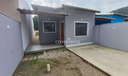 Casa com 2 dormitórios à venda, 74 m² por - bananal (ponta negra) - maricá/rj