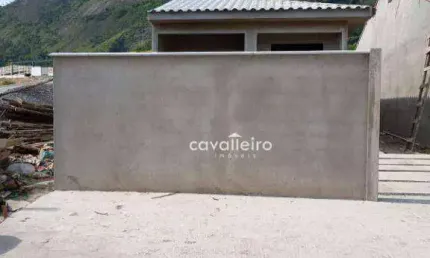 Casa, com 2 quartos, sendo 1 suíte, à venda por R$ 400.000 , Mau Manuela - Maricá - Rj