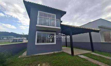 Casa com 02 dormitórios sendo 02 suítes no Condomínio Vitória dos Anjos- Pindobas- Maricá -RJ