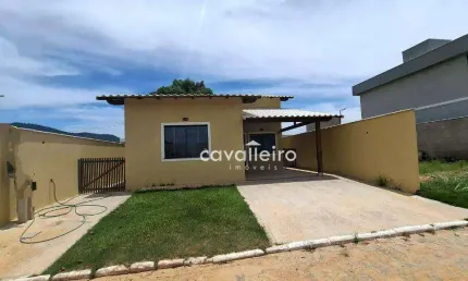 Casa com 3 dormitórios à venda, 131 m² por R$ 550.000,00 - Ubatiba - Maricá/RJ