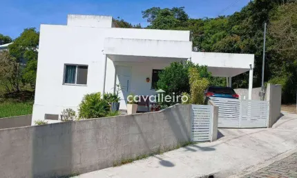 Casa Linear, com 96 m², em condomínio fechado, à venda por R$ 570.000 , Maricá - RJ
