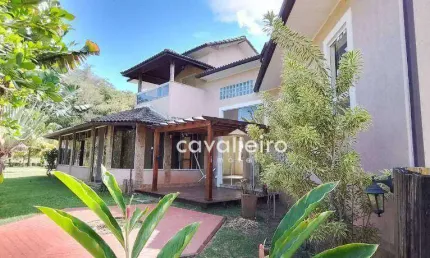 CASARÃO EM TERRENO DE 1.000m² NO COND. PEDRA VERDE,MARICÁ – SUÍTE COM HIDRO, PISCINA E ÁREA GOURMET!