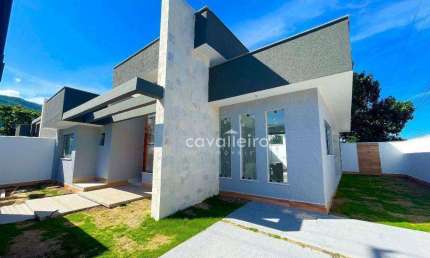 Casa com 3 dormitórios à venda, 103 m² por R$ 750.000,00 - São Bento da Lagoa - Maricá/RJ
