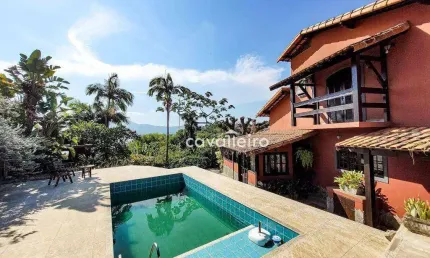 Casa com 6 quartos e a melhor vista da lagoa de Araçatiba à venda, 299 m² por R$ 2.200.000 - Araçatiba - Maricá/RJ