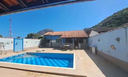 Casa com 4 dormitórios à venda, 250 m² por R$ 800.000,00 - Recanto de Itaipuaçu - Maricá/RJ