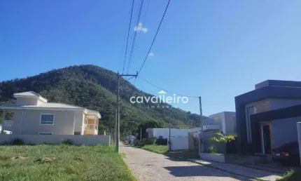 Terreno à venda, 360 m² por R$ 99.000,00 - Ubatiba - Maricá/RJ