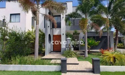 CASA SOFISTICADA NO BOSQUE DE ITAPEBA – 3 QRTS, 2 SUÍTES, HIDRO,PISCINA,ÁREA GOURMET &amp; ENERGIA SOLAR