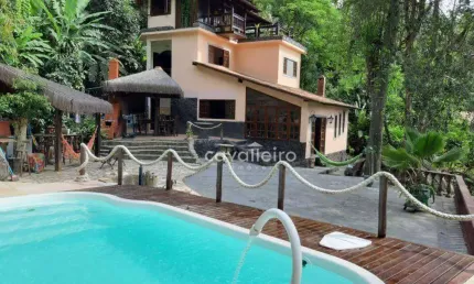 Casa triplex com 5 dormitórios, em meio a natureza, à venda, 450 m² por R$ 1.150.000 - Recanto de Itaipuaçu - Maricá/RJ