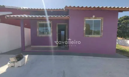 Casa com 2 dormitórios à venda, 68 m² por R$ 330.000,00 - Bambuí - Maricá/RJ