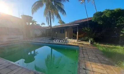Casa com 3 dormitórios à venda, 220 m² por R$ 600.000,00 - Itapeba - Maricá/RJ