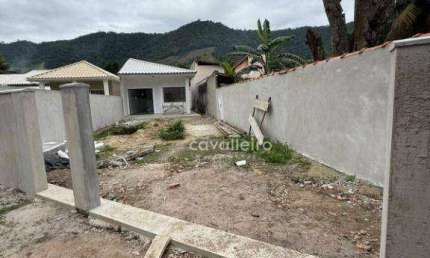 Casa com 2 dormitórios à venda, 85 m² por R$ 350.000,00 - Vale da Figueira (Ponta Negra) - Maricá/RJ