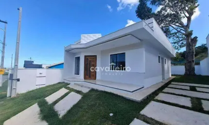 Casa com 2 dormitórios à venda, 79 m² por R$ 460.000,00 - Pindobas - Maricá/RJ