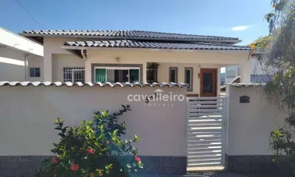 Casa com 3 dormitórios à venda, 188 m² por R$ 780.000,00 - Flamengo - Maricá/RJ