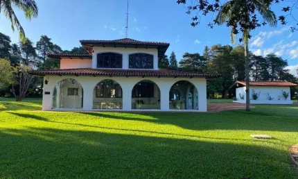 FAZENDA DUPLA APTIDÃO COM 300 ALQUEIRES PAULISTAS COM EXCELENTE ESTRUTURA EM ÁGUAS DE SANTA BÁRBARA - SP