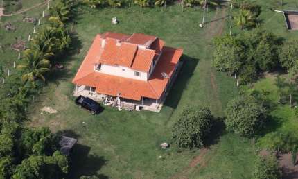 FAZENDA PARA PECUÁRIA E LAZER COM 31 ALQUEIRES EM BURITI ALEGRE - GO