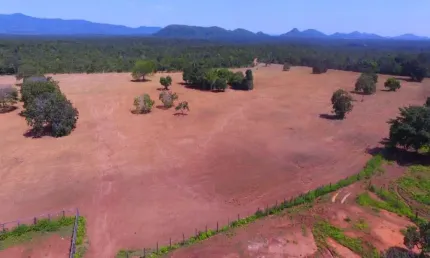 Fazenda com 210 alqueires dupla aptidão no município de minaçu - go