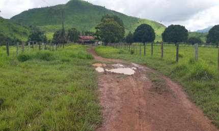 FAZENDA DUPLA APTIDÃO MONTADA PARA PECUÁRIA 340 ALQUEIRES EM SÃO FÉLIX DO XINGU-PA