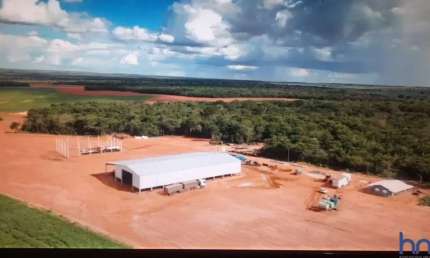 FAZENDA COM 700 ALQUEIRES PAULISTAS DE MÚLTIPLAS APTIDÕES  EM CHAPADÃO DO SUL-MS